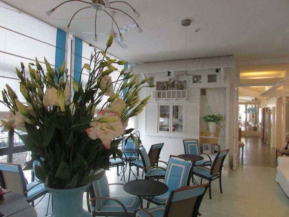 Hotel Manila Lido di Jesolo Exterior photo